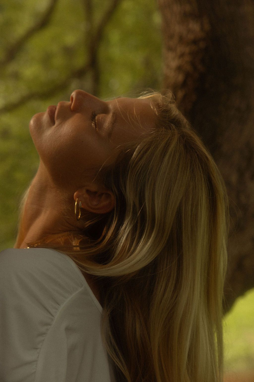 Woman with healthy hair